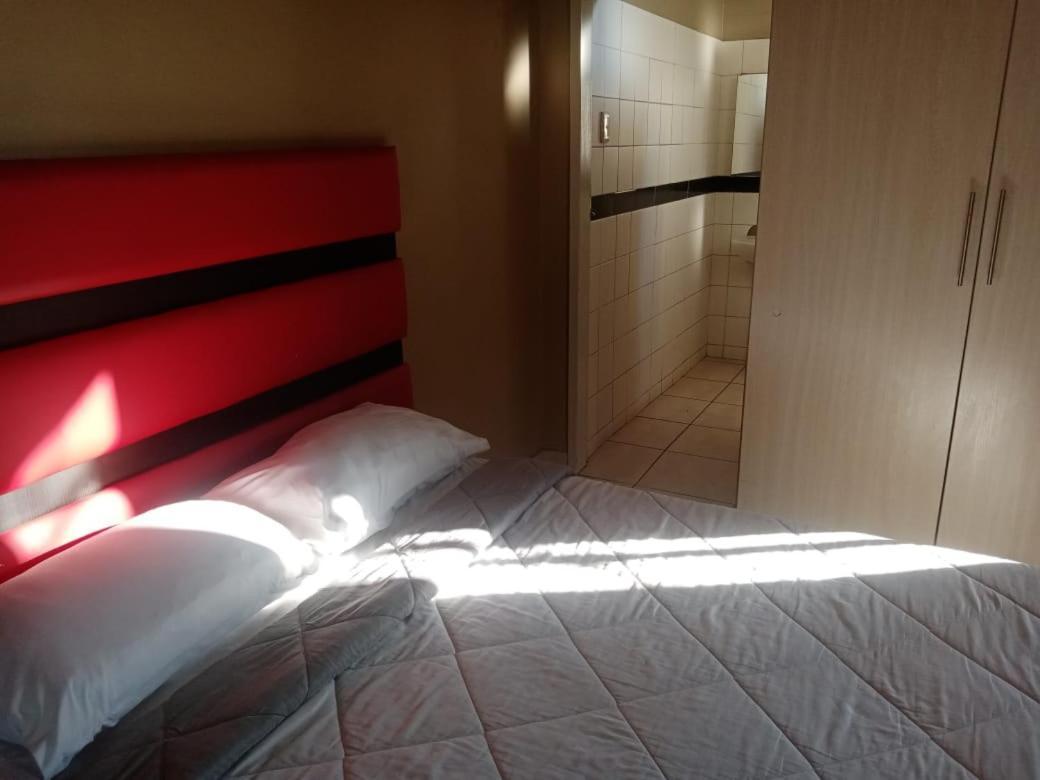 Ebony Guest House بريتوريا المظهر الخارجي الصورة