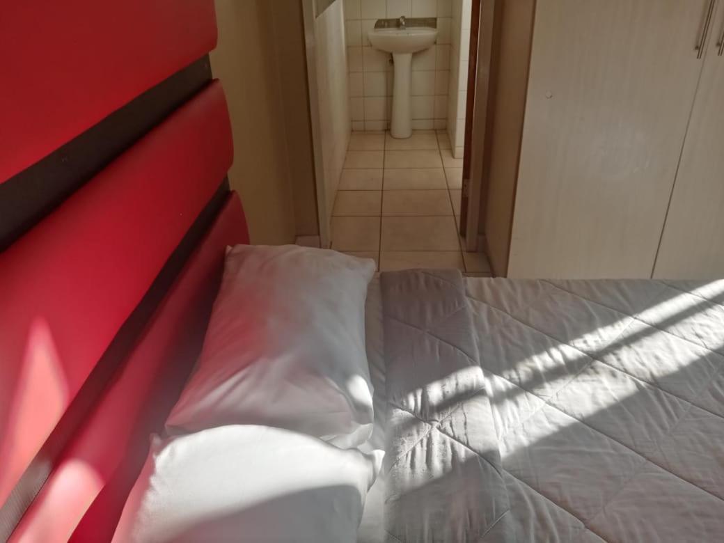 Ebony Guest House بريتوريا المظهر الخارجي الصورة